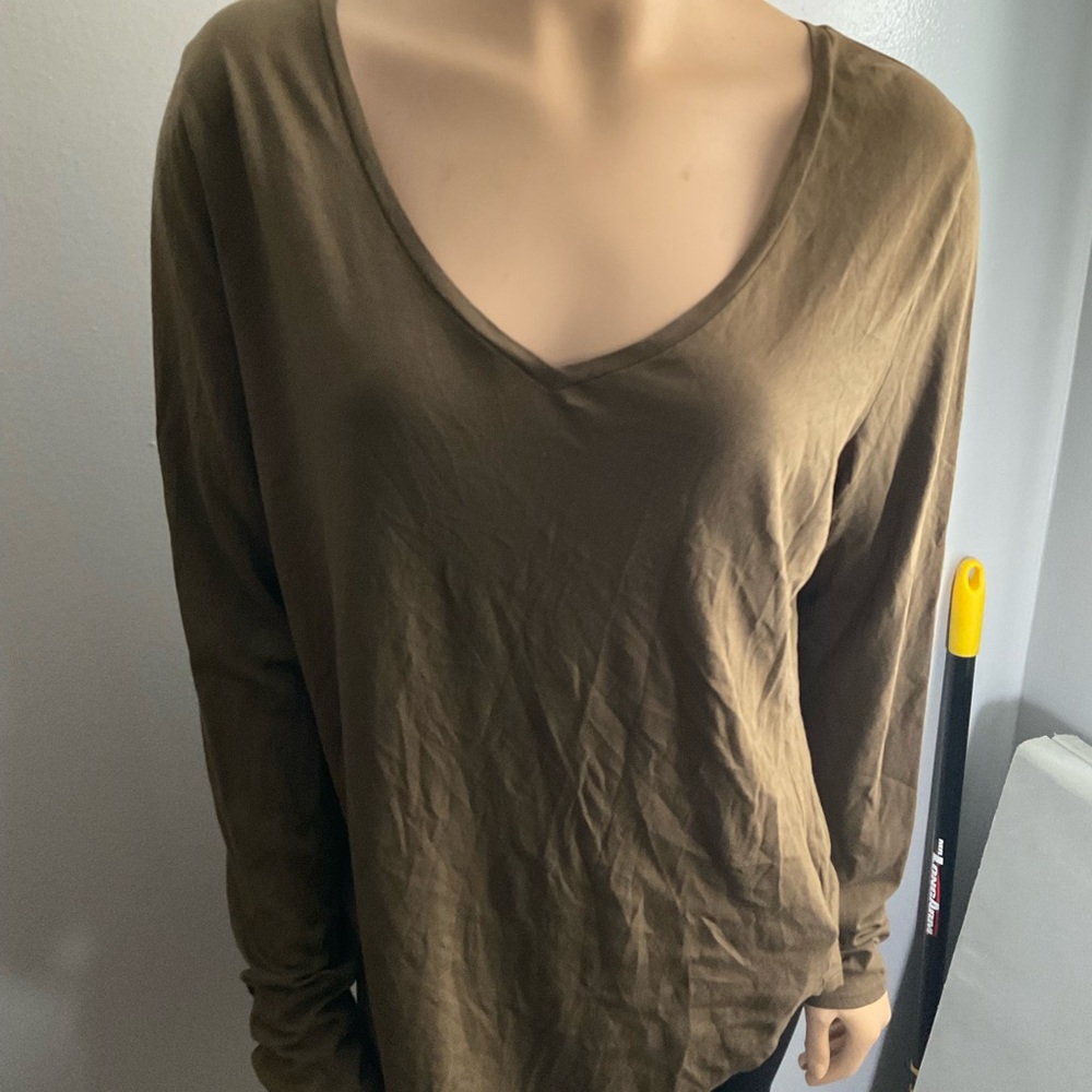 Assorted shirts